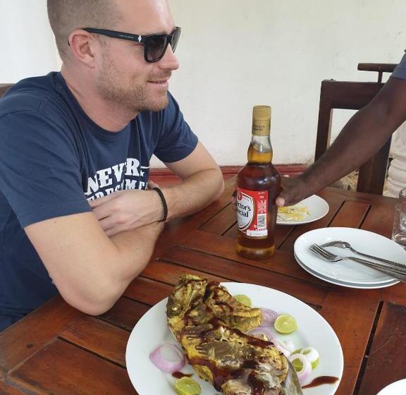 بنسيون The Sea View Villa Surf School