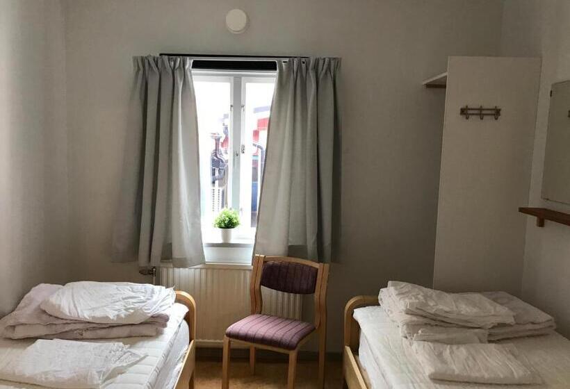 Пансион Vandrarhem Varvet