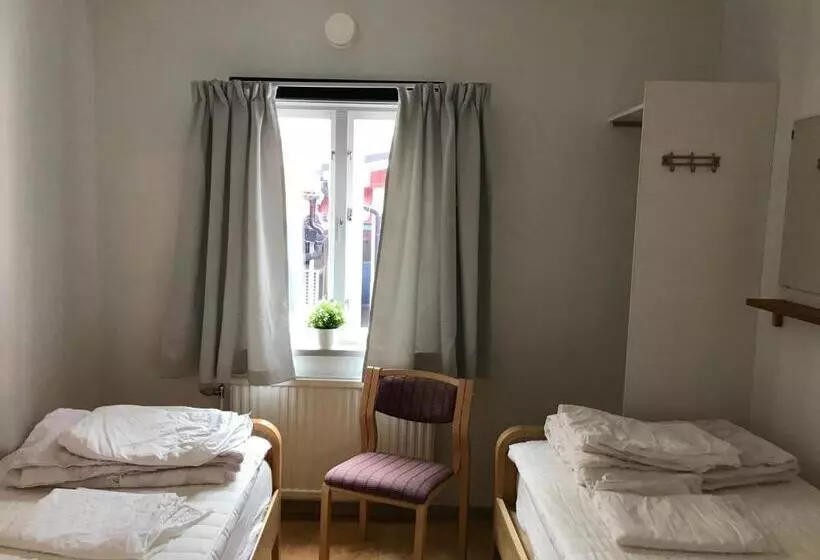 Majatalo Vandrarhem Varvet