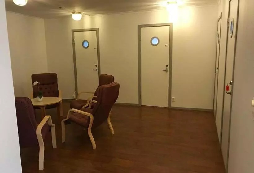 Majatalo Vandrarhem Varvet