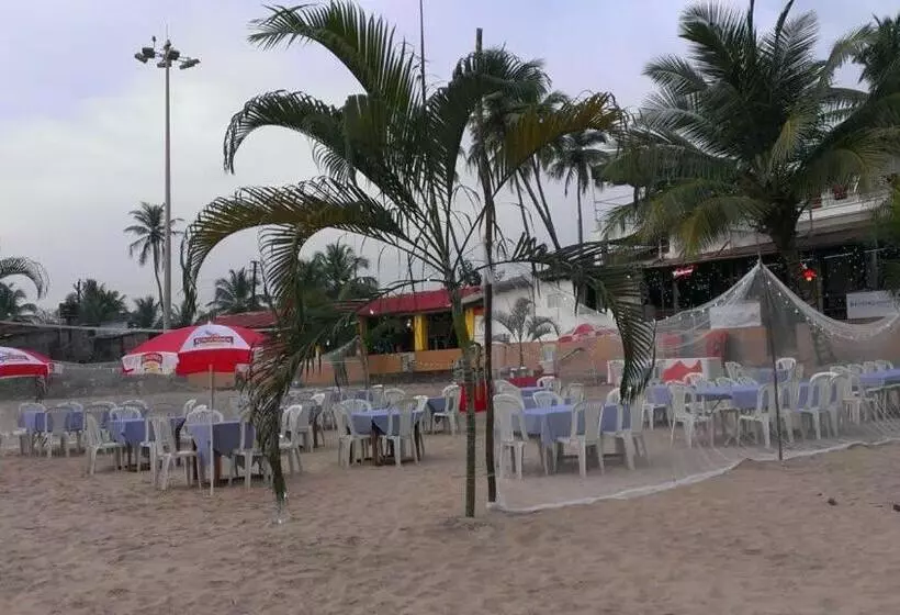 リゾートホテル Saritas Guest House   Bogmalo Beach