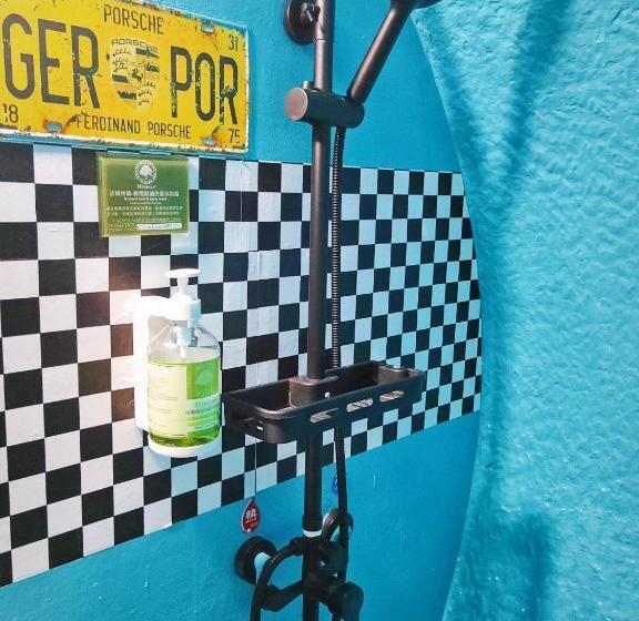 هاستل Pipe House 墾丁