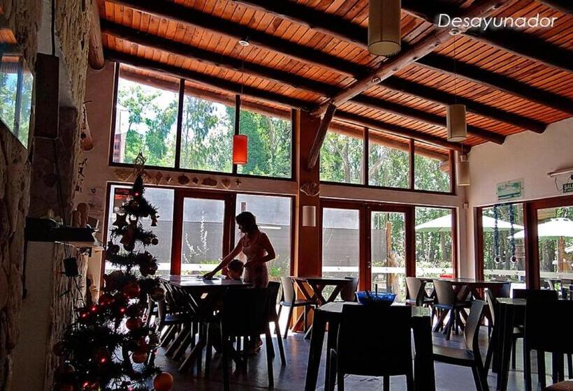 ユースホステル Posada Cobodemar