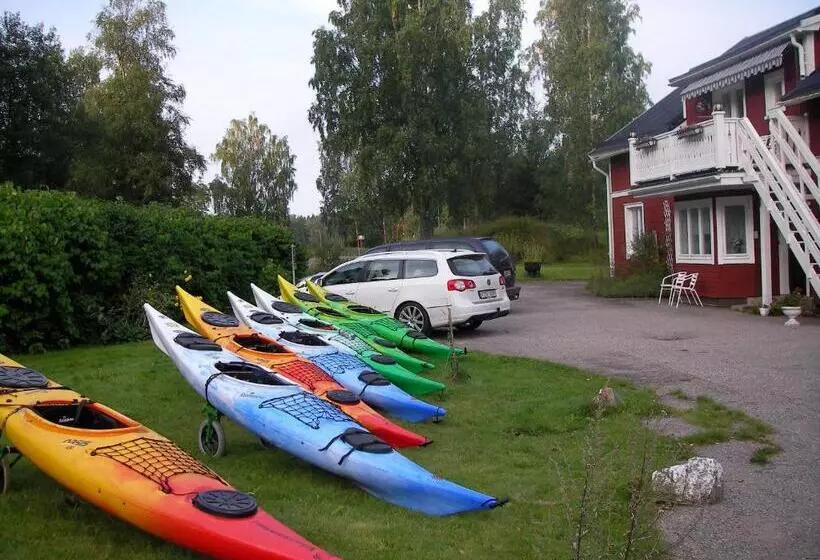 Retkeilymaja Wilderness Lodge
