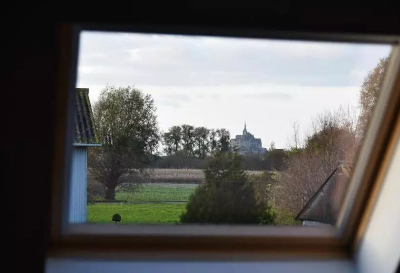 B&b La Rive   Le Mont Saint Michel