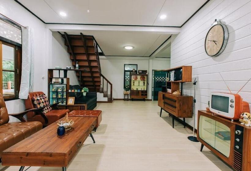 تختخواب و صبحانه Banya Bnb