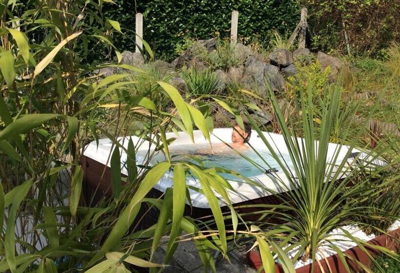 مبيت وإفطار La Parenthèse