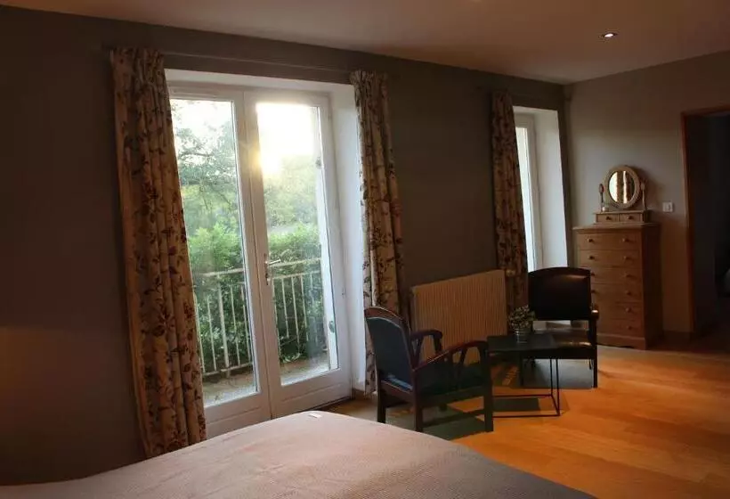 Aamiaismajoitus (B&B) Le Vallon Des Ronzières