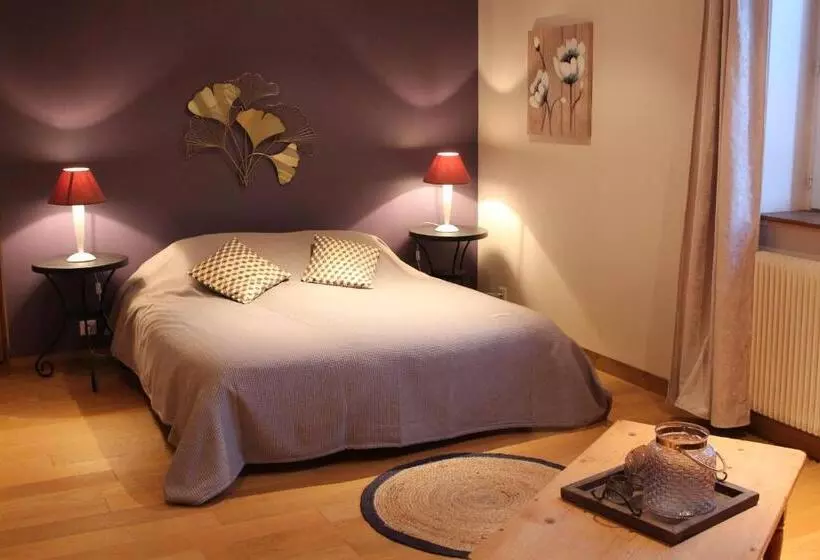 Aamiaismajoitus (B&B) Le Vallon Des Ronzières