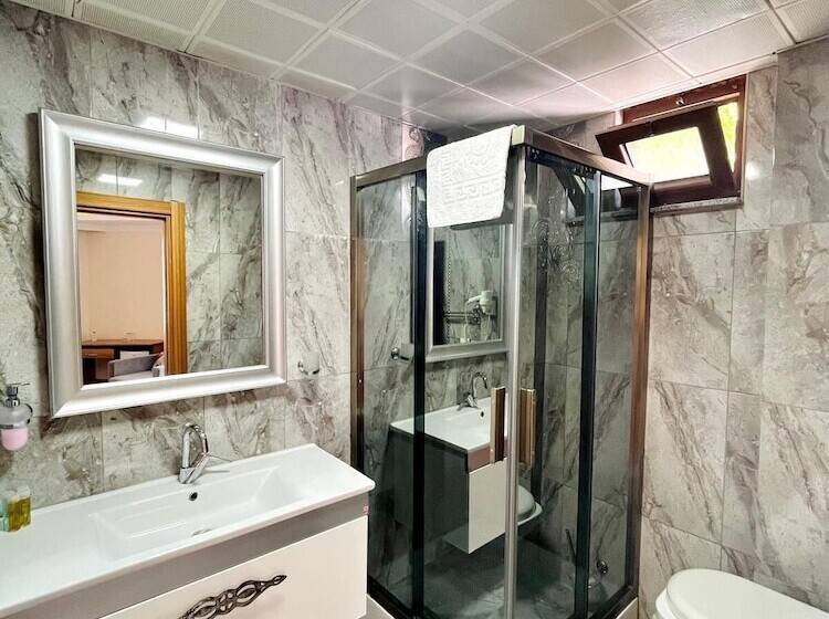 مبيت وإفطار Mari Pembe Otel