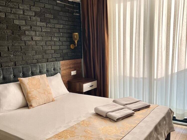 مبيت وإفطار Mari Pembe Otel