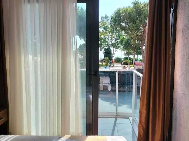 Aamiaismajoitus (B&B) Mari Pembe Otel