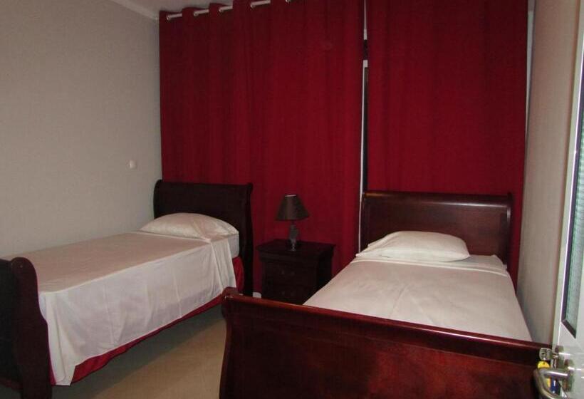 تختخواب و صبحانه Residencial Girassol, Lda