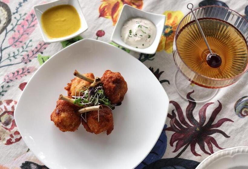 مبيت وإفطار The Norumbega Inn