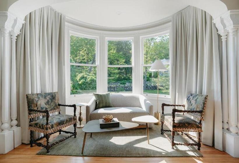 مبيت وإفطار The Norumbega Inn