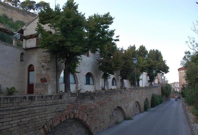 ベッドアンドブレックファースト Villa Fiorita