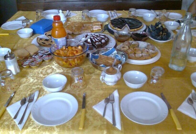 ベッドアンドブレックファースト Villa Fiorita