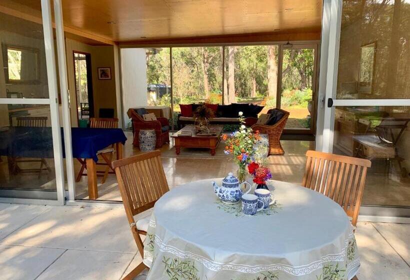 ベッドアンドブレックファースト Wilderness House