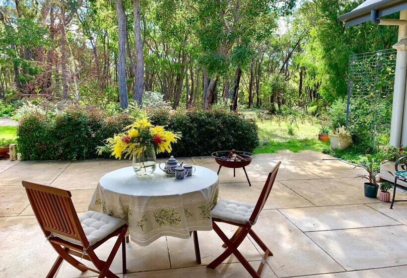 ベッドアンドブレックファースト Wilderness House