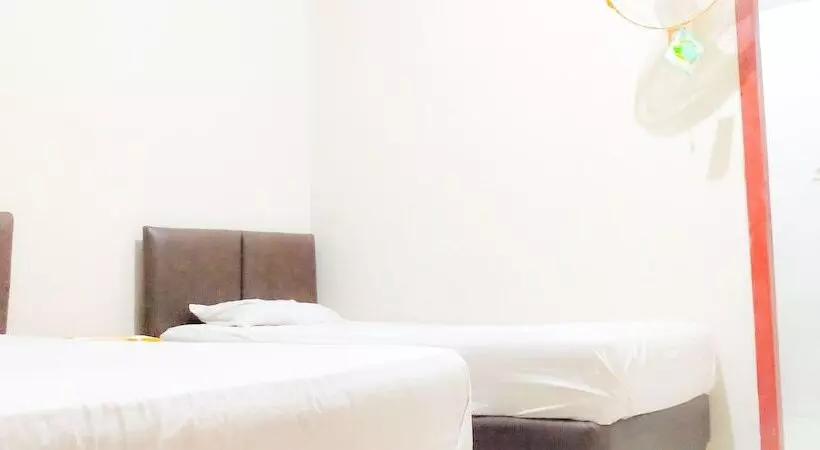 Hostelli Aqsa Guest House Banjarsari