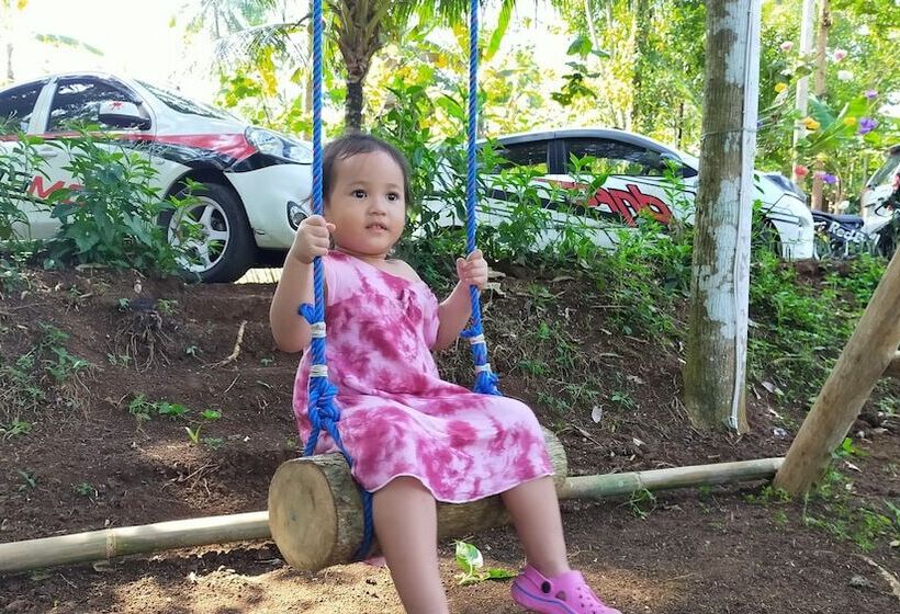 פונדק Aqsa Guest House Banjarsari