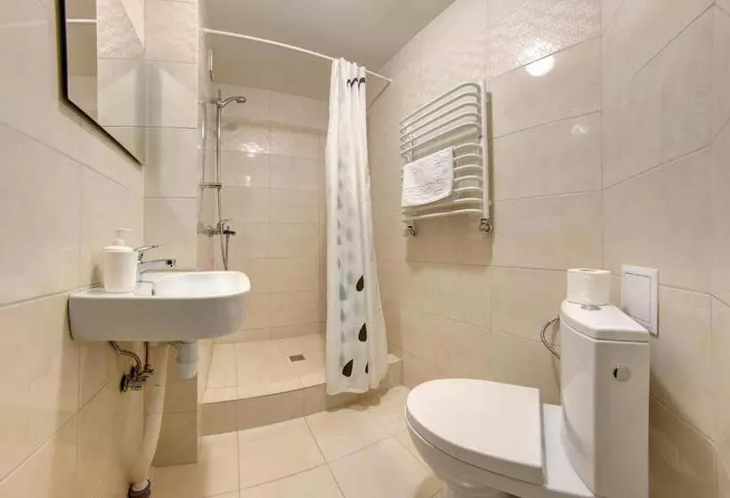 Hotelli Dolyna Gir