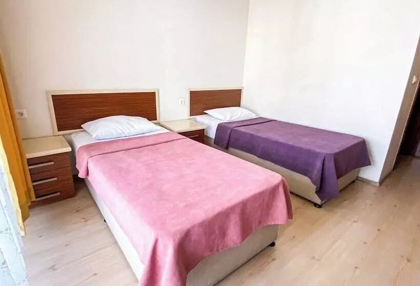 Hotelli şirin Rezidence