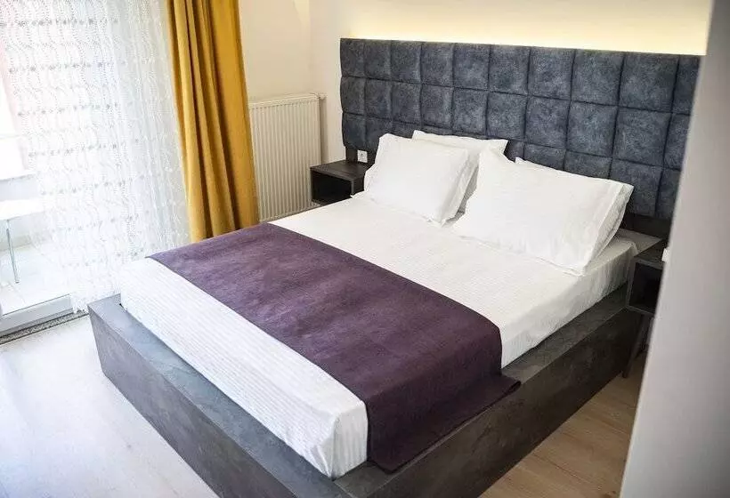 Hotelli şirin Rezidence