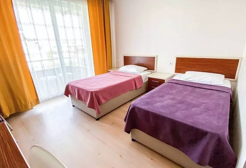 Hotelli şirin Rezidence