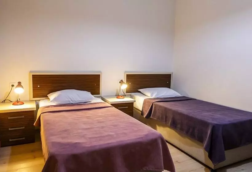 Hotelli şirin Rezidence