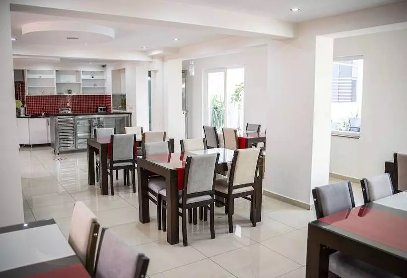 Hotelli şirin Rezidence