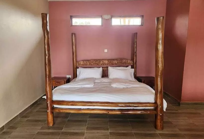 Hotelli Ishasha Pride Lodge