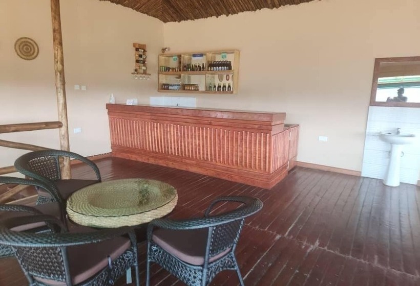 Hotelli Ishasha Pride Lodge