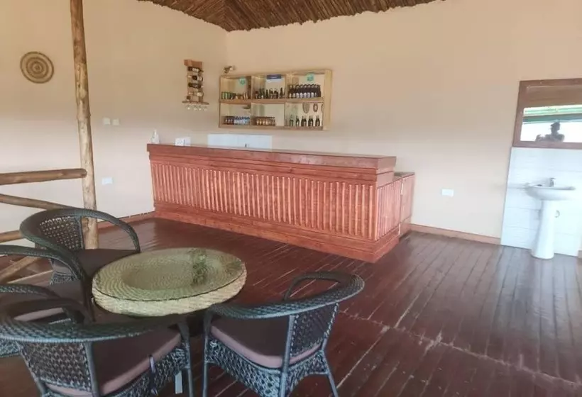 Hotelli Ishasha Pride Lodge