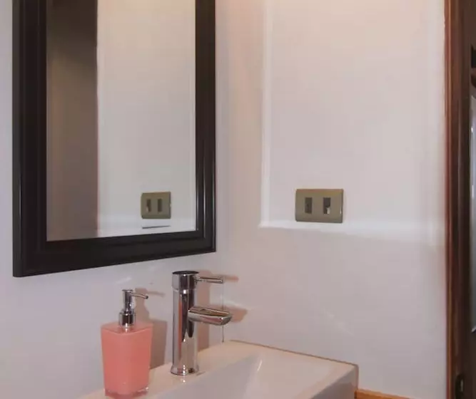 هتل Ocho Aguilas Eco Lodge