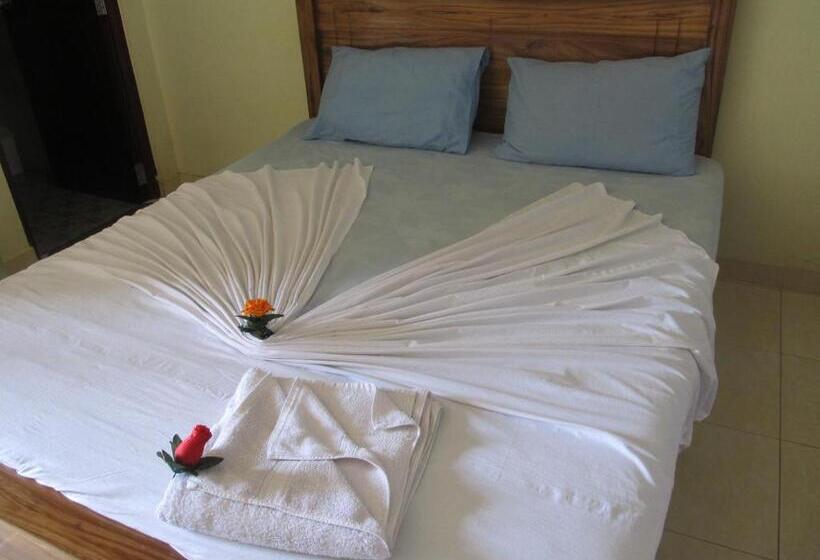 Hotel Platinum Resort