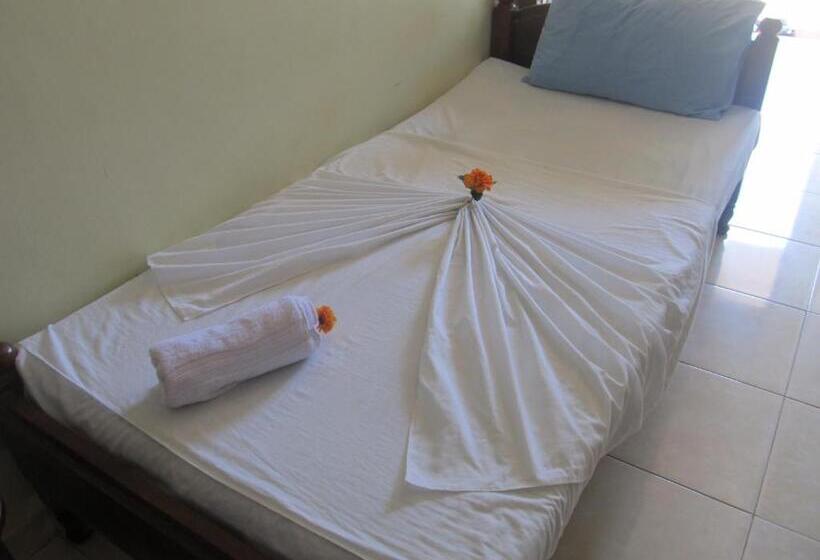 Hotel Platinum Resort