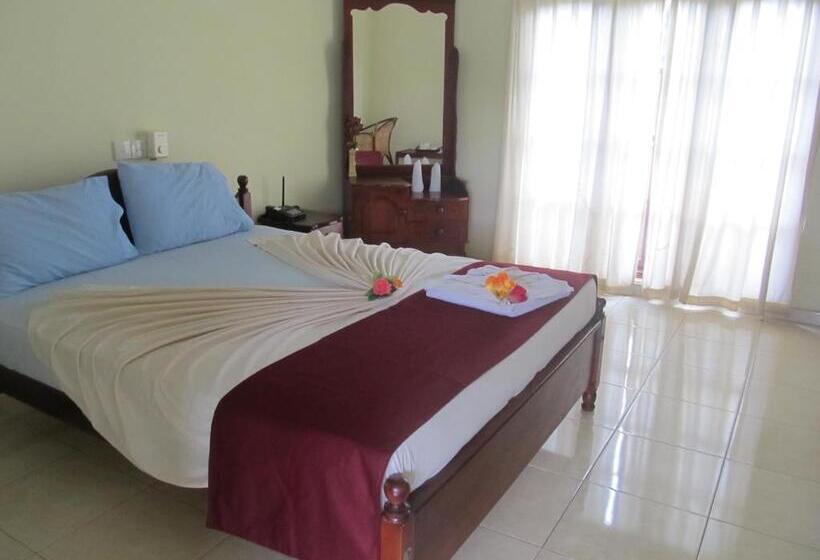 Hotel Platinum Resort