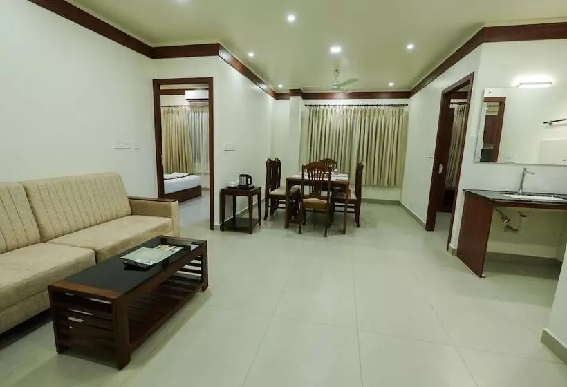 Hotelli Royalton Residency