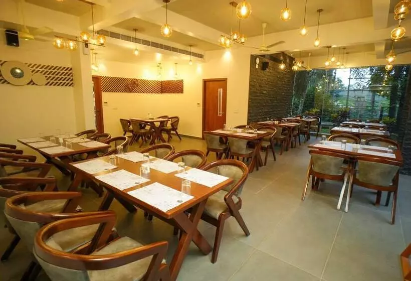 Hotelli Royalton Residency