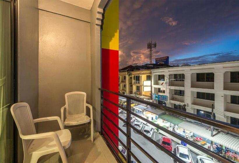 هتل Tiya House Rooms & Cafe