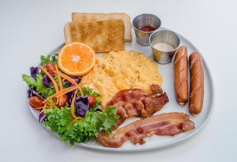 هتل Tiya House Rooms & Cafe