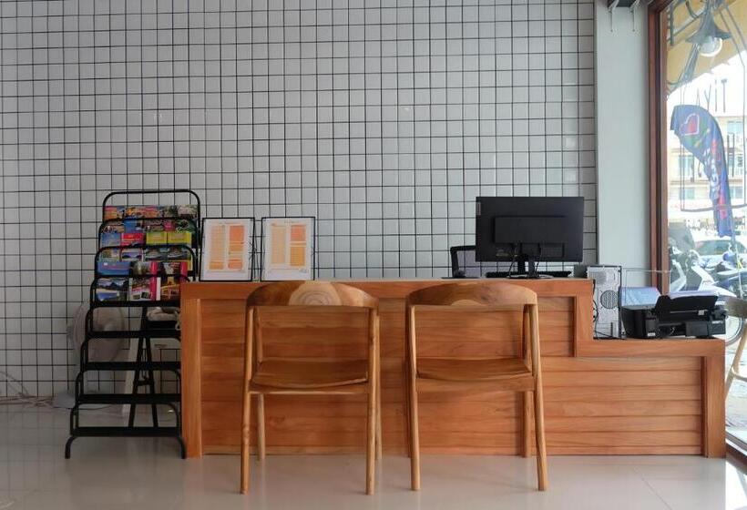 هتل Tiya House Rooms & Cafe