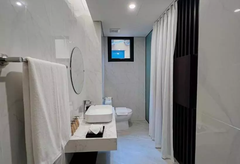 هتل Wyndham Lynn S Times Thanh Thủy