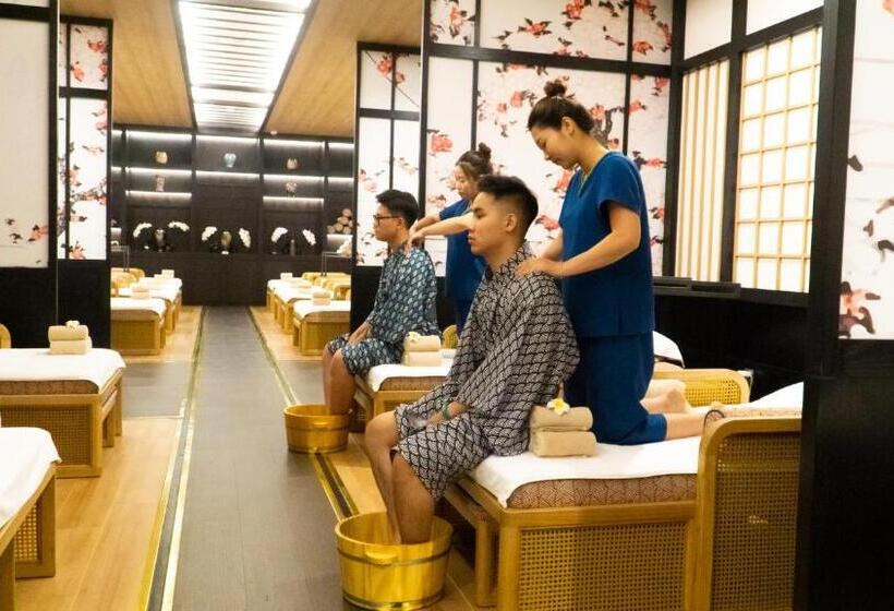 هتل Wyndham Lynn S Times Thanh Thủy