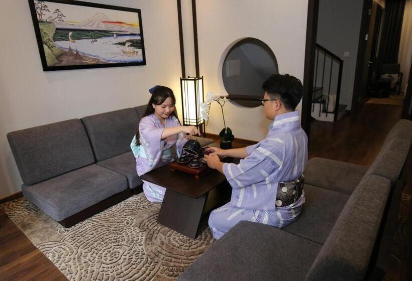 هتل Wyndham Lynn S Times Thanh Thủy