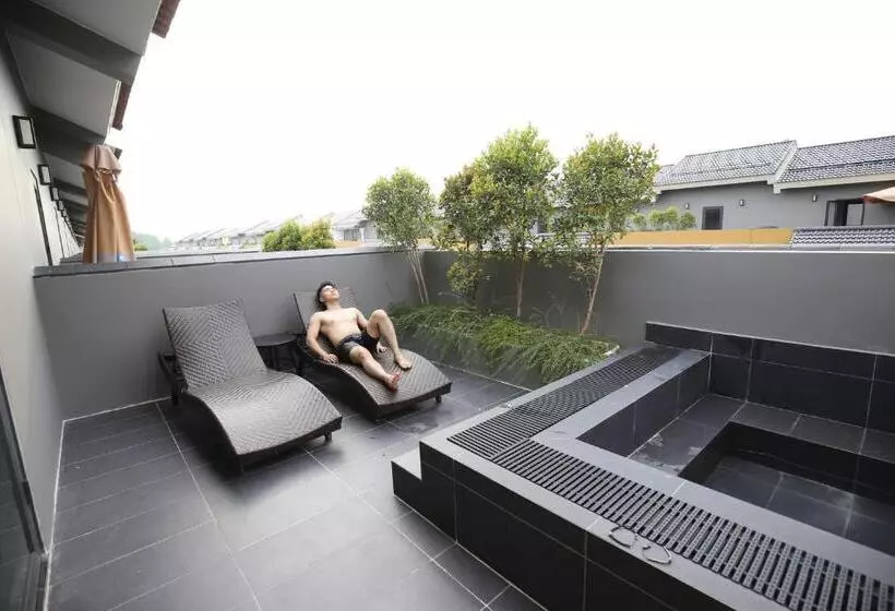 هتل Wyndham Lynn S Times Thanh Thủy