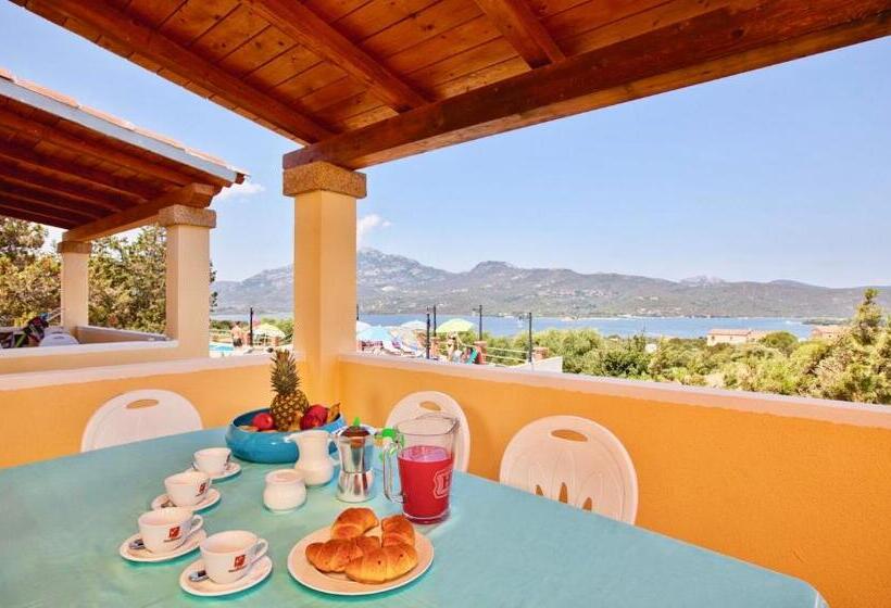 Isa Residence With Swimming Pool In Porto Rotondo At Only 500 M From The Beach