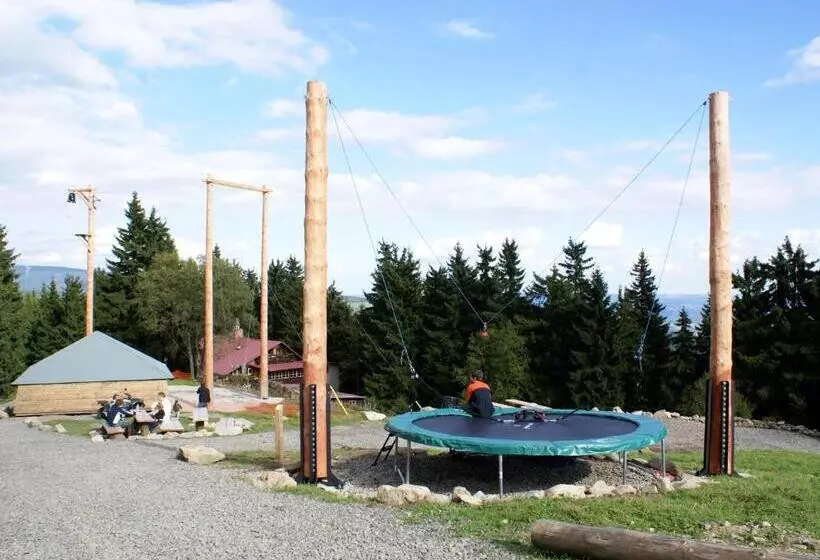 Majatalo Penzion Dukla