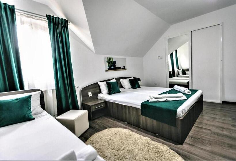 Pensiunea Adriana Straja